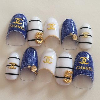 人気順 ブランドロゴのネイルデザイン ネイルブック