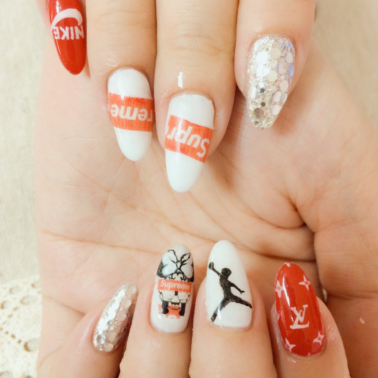 スポーツ パーティー ハンド キャラクター デコ Dutynailのネイルデザイン No ネイルブック