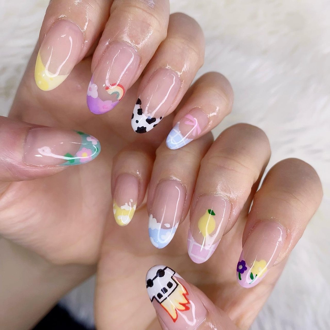 フレンチ/フラワー/ニュアンス/ワンホン/韓国 - かおるのネイル