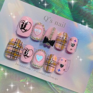 ルセラフィムのネイルデザイン｜ネイルブック
