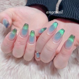 ワンホン/グリーン/#マグネットフレンチのネイルデザイン｜ネイルブック