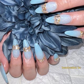 ハンド/ホワイト/シルバー/メタリック - be Nailのネイル