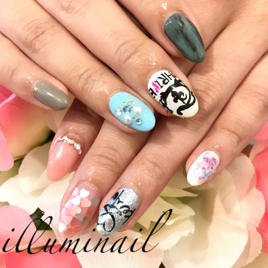 ライブ 女子会 ハンド イニシャル 痛ネイル Illuminailのネイルデザイン No ネイルブック