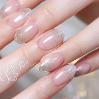 シルバーマグネットグラデーションのネイルデザイン｜ネイルブック 