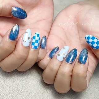. こちらも推し活ネイルのお客様💙
.
昨日投稿したデザインのアレンジで青×ハート(トランプ)×チェッカー柄
.
たくさんの青〜😍💙
ありがとうございました♪
.
.
.
.
.
なりたいを叶える✧
オリジナルデザインおまかせください♪
réaliser nail【リアリゼネイル】
.
✄美容室【hairworks-RW】内
新日本橋駅徒歩1分
三越前駅徒歩5分
店内の階段を上がって2階までお越しください。
.
.
ご予約はDM・LINE・HOT PEPPER Beauty・ネイリーにて☆
お気軽にお問い合わせください。
LINE→@272ghrbh Instagram→realiser.ykk
#リアリゼネイル #ykk_nailist#ネイル #nail #nailart #ジェルネイル #ネイルアート #nails #naildesign #ネイルデザイン #美甲 #gelnail #네일 #instanails #ネイルサロン #nailstagram #ジェル #젤네일#うるつやネイル#概念ネイル#推し活#推しのいる生活#推しネイル#痛ネイル#リアリゼ推しネイル#SnowMan#snowmanのある生活 #渡辺翔太#スノーマン#ジャニオタさんと繋がりたい #オールシーズン #推し活 #ハンド #チェック #ハート #痛ネイル #マグネット #ミディアム #オーバル #水色 #ブルー #メタリック #ジェルネイル #お客様 #réaliser nail 【リアリゼネイル】 #ネイルブック