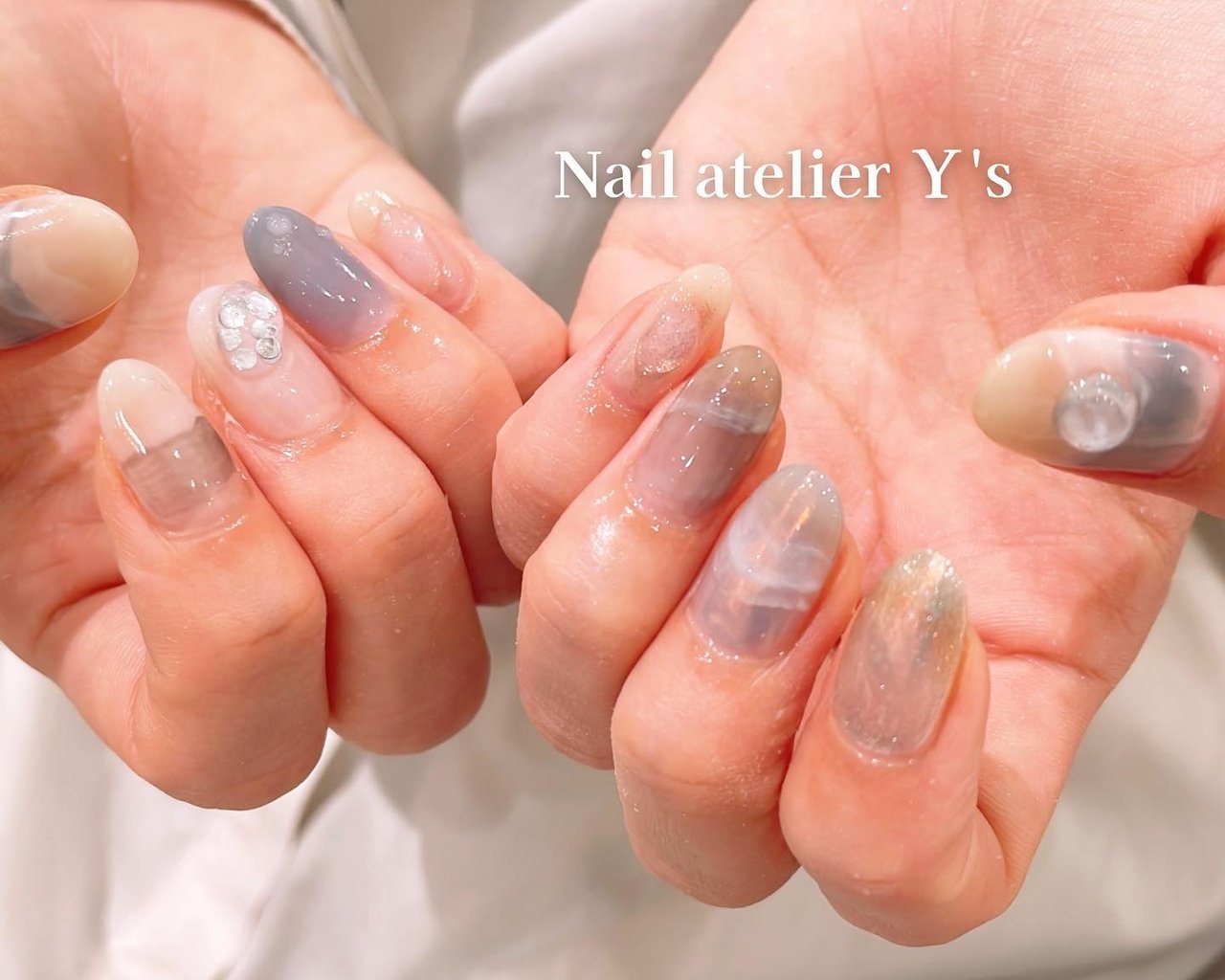 夏/ニュアンス/ミラー/ぷっくり/ワンホン - Nail Atelier Y'sのネイル