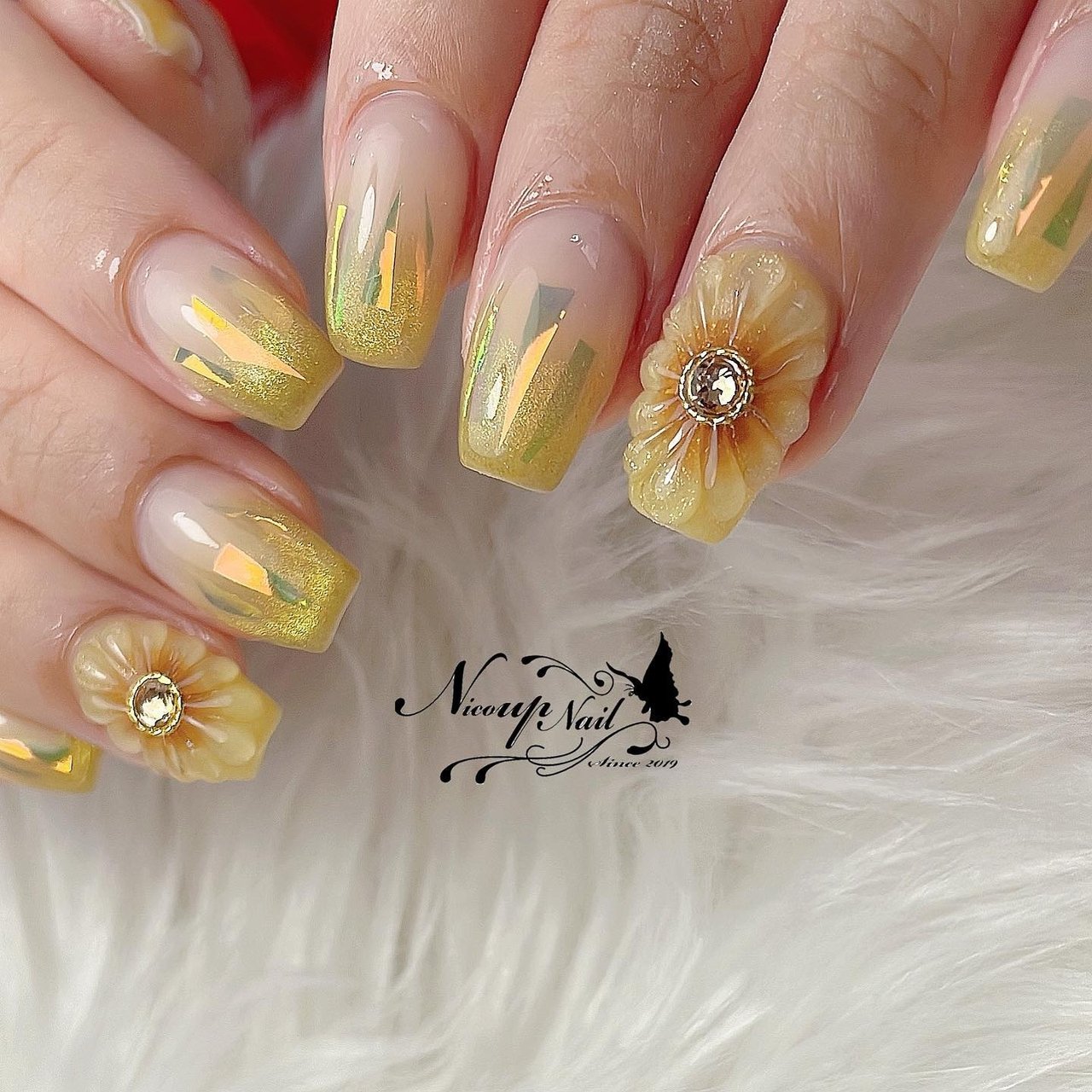 ♡人気デザイン♡No.44/ネイルチップニュアンス ぷっくりフラワー