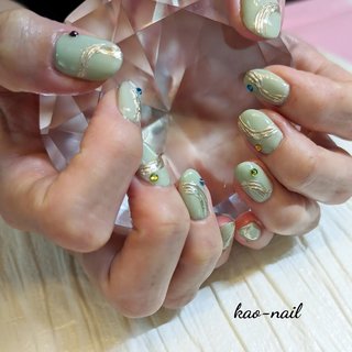 ★Instagram→kao_nail_ #夏 #オールシーズン #旅行 #梅雨 #ハンド #ビジュー #ニュアンス #ミラー #ミディアム #ラウンド #グリーン #シルバー #カラフル #ジェルネイル #お客様 #kao-nail #ネイルブック
