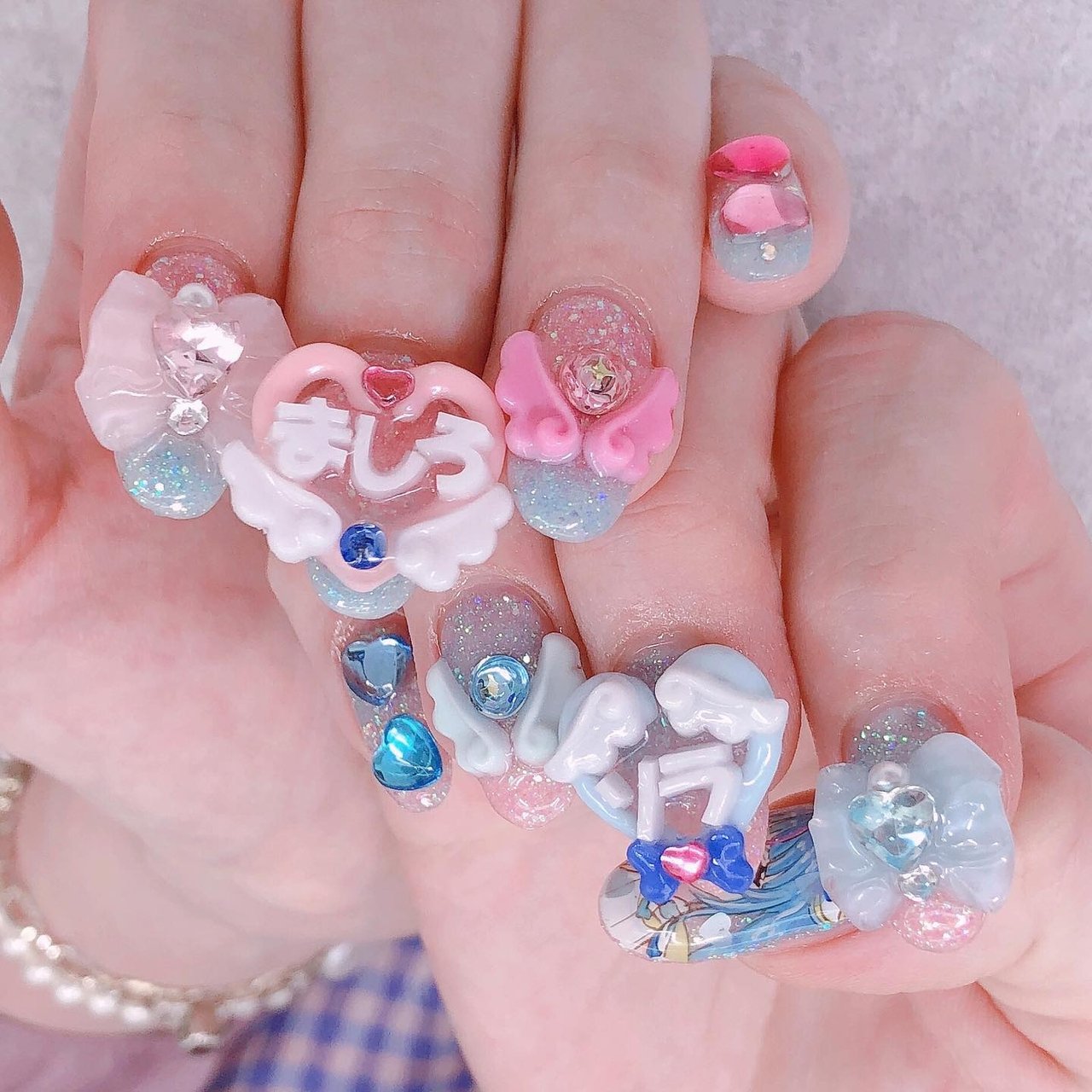 春/ラメ/痛ネイル - NAILSALON 710-ﾅﾅｲﾁｾﾞﾛ-のネイルデザイン[No