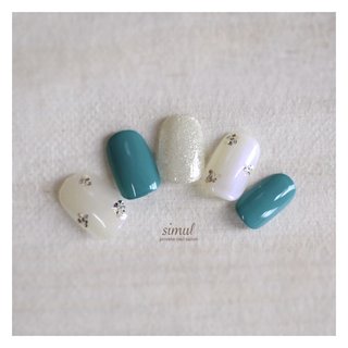 ＊7月定額デザイン①＊ ・
・
#7月定額デザイン 
#取り入れやすいターコイズネイル 
#ネイルデザイン #newデザイン #サンプルチップ #調布ネイル #西調布ネイルサロン #木の温もり溢れるプライベートサロン #ネイルブック #nailbook #ネット予約できます　
・
・
⚪︎シンプルカジュアルなデザインが得意なサロンです
⚪︎詳しいサロン情報はネイルブックで✨
・
・
nailsalon simul

京王線西調布駅より徒歩5分
京王線飛田給駅より徒歩12分
京王線調布駅より徒歩20分 #夏 #シンプル #ターコイズ #ジェルネイル #ネイルチップ #simul-シムール- #ネイルブック
