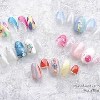 #7月定額デザイン #カラフルネイル #ヨーヨーネイル #縦グラデーションネイル #7月ネイル #ニュアンスネイル #エスニックネイル #夏 #夏ネイルデザイン #福岡県 #夏 #浴衣 #オフィス #デート #ハンド #タイダイ #トロピカル #スターフィッシュ #キラキラ #ヨーヨー #ミディアム #オーバル #オレンジ #ブルー #カラフル #ジェルネイル #ネイルチップ #Nail Salon RieBe 〜リーヴェ〜 #ネイルブック