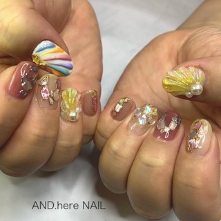好きなアートを詰め込み♡ 
フリーコース　7500☺️



#アートし放題 #フリーアート #夏ネイル #シェル #キラキラネイル #マーメイド #アンドヒアネイル #夏 #海 #浴衣 #シェル #スターフィッシュ #マーメイド #オーロラ #アイシング #ゴールド #カラフル #fuku #ネイルブック