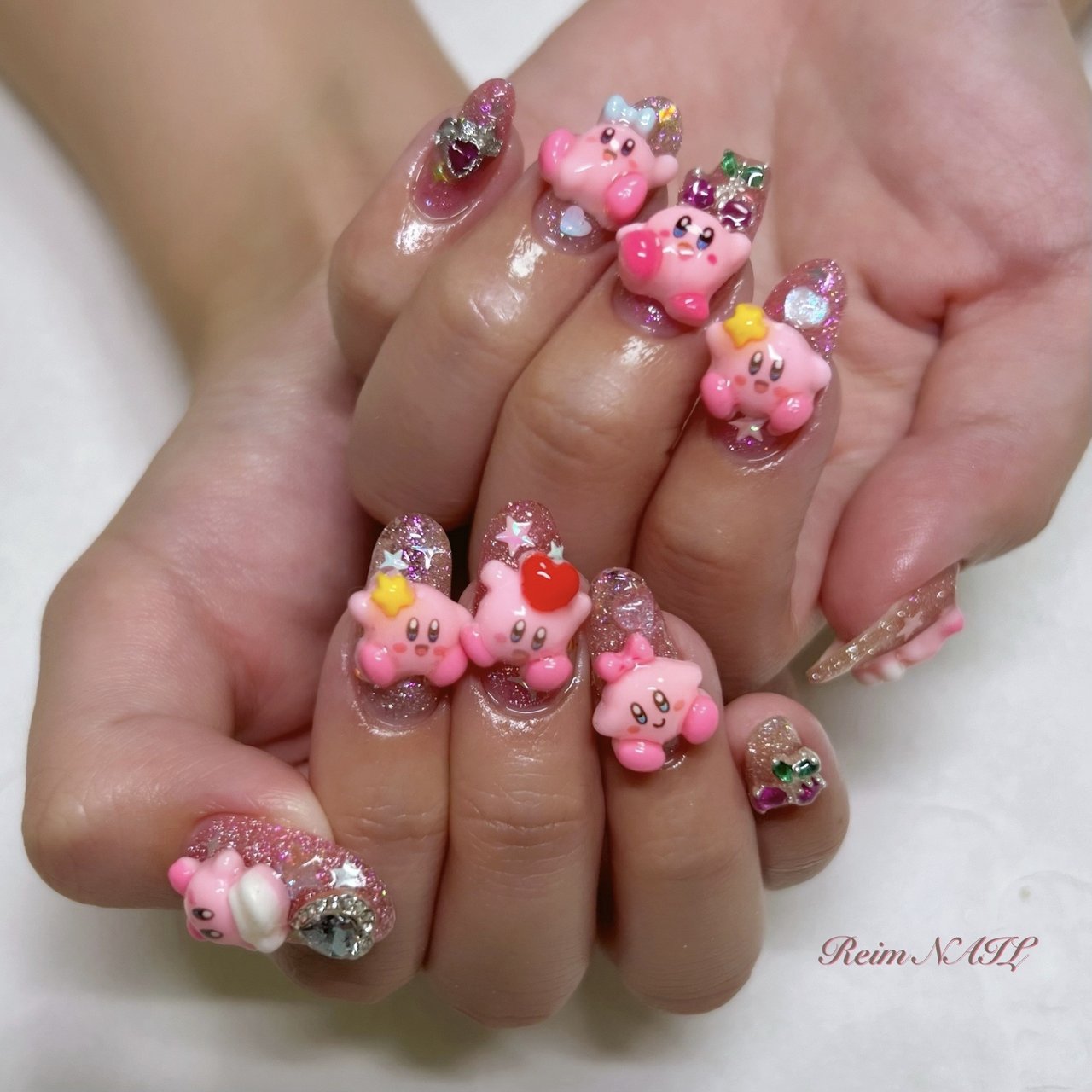 オールシーズン/ハンド/ラメ/ハート/星 - Reimのネイルデザイン[No