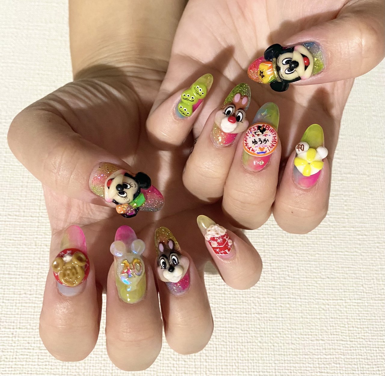 オールシーズン/ハンド/ラメ/痛ネイル/3D - Nail salon Art Timeのネイルデザイン[No.8209149]｜ネイルブック