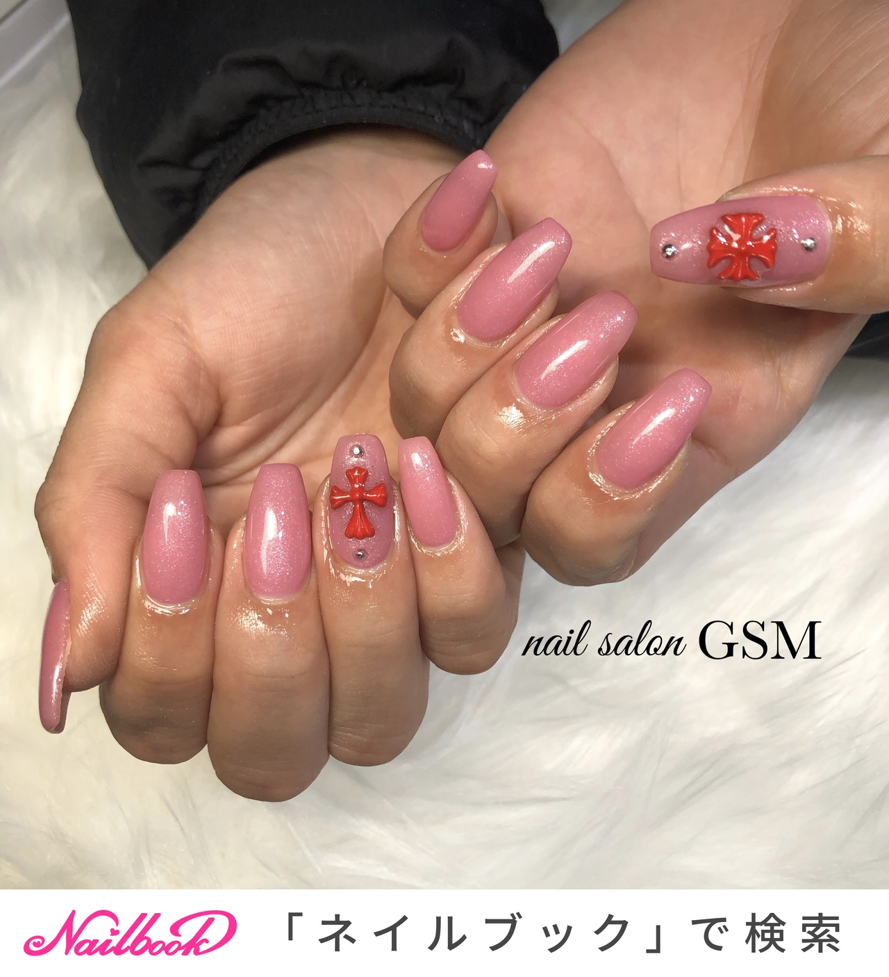 【新品未使用】クロムハーツ ネイルラッカー クィィーン 15ml 試してみた】ネイルラッカー クロムハーツのリアルな口コミ