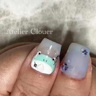 🐪 今年すごく梅雨ぽい☂️
かえるちゃんネイルの時期🐸
⁡
カラー:
………………………………………………
𝒶𝓉𝑒𝓁𝒾𝑒𝓇 𝒸𝓁𝑜𝓊𝑒𝓇〜アトリエ クルエ〜
群馬県高崎市中大類町𝟨𝟥𝟧-𝟣
ネイルブックからも予約可能
𝐼𝒟 𝟨𝟩𝟣𝟤𝟩
...................................................…
#アトリエクルエ #高崎ネイル #群馬ネイル
#𝓂𝒶𝑜𝑔𝑒𝓁導入サロン 
#一層残しフィルイン #ジェルネイル
#ハンドネイル #ドライフラワーネイル
#夏ネイル #かえるネイル
#梅雨ネイル #梅雨 #ハンド #アニマル柄 #水滴 #押し花 #ぷっくり #ミディアム #スクエア #水色 #ブルー #ジェルネイル #お客様 #アトリエクルエ☆AtelierClouer #ネイルブック
