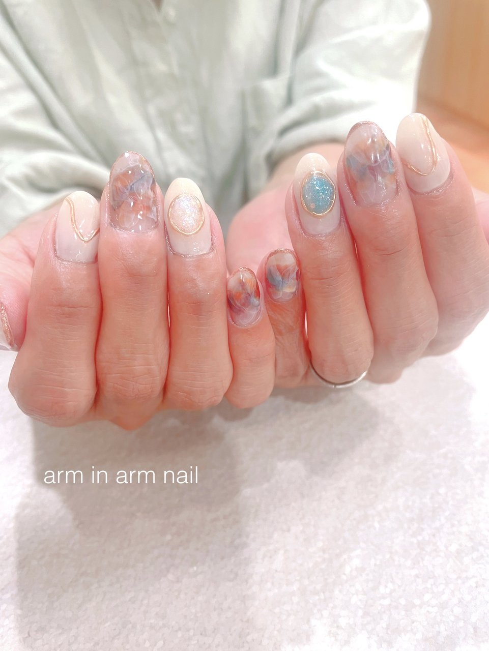 arm in armのネイルデザイン[No.8266147]｜ネイルブック