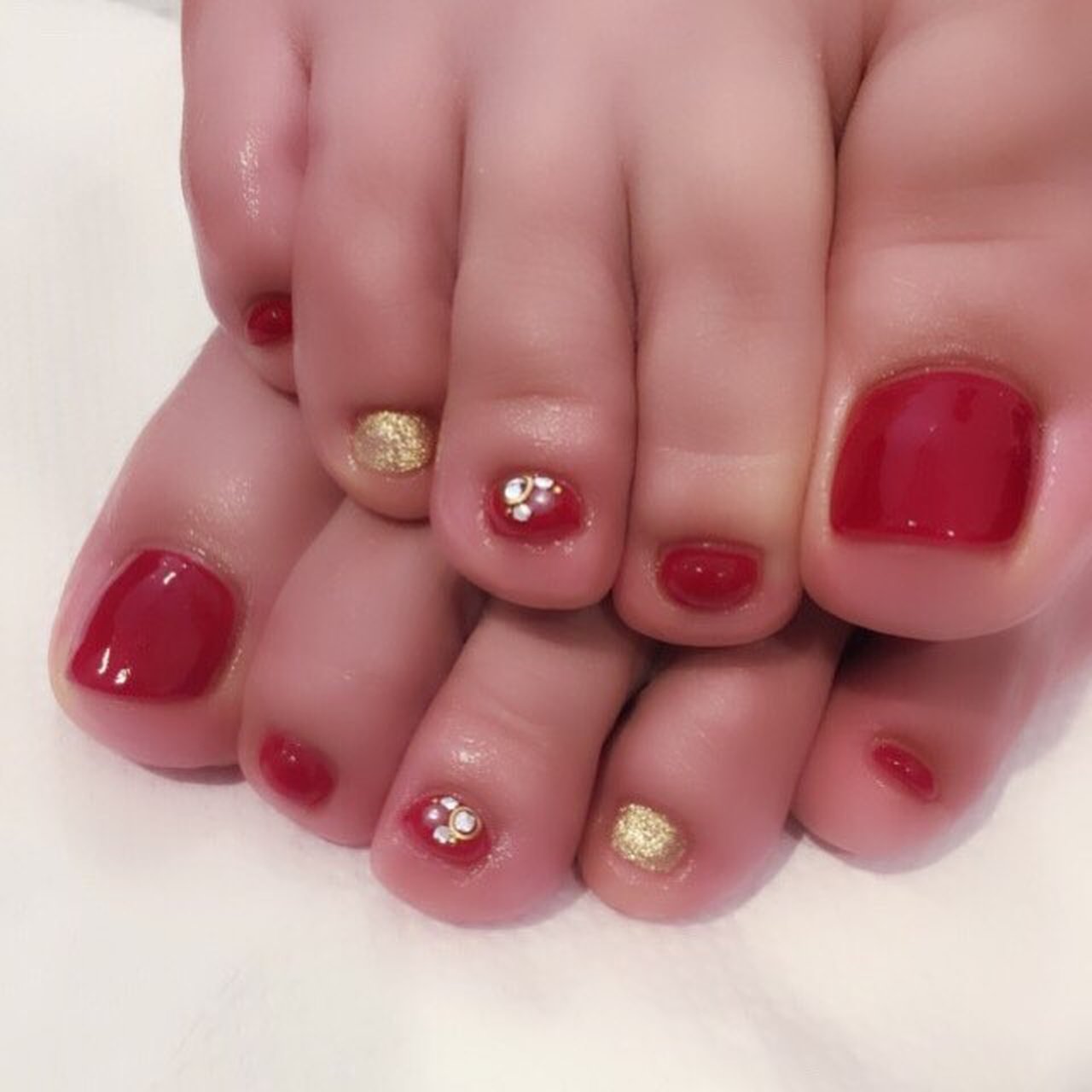 オールシーズン ブライダル デート 女子会 フット Tie Nails By Aruraのネイルデザイン No ネイルブック