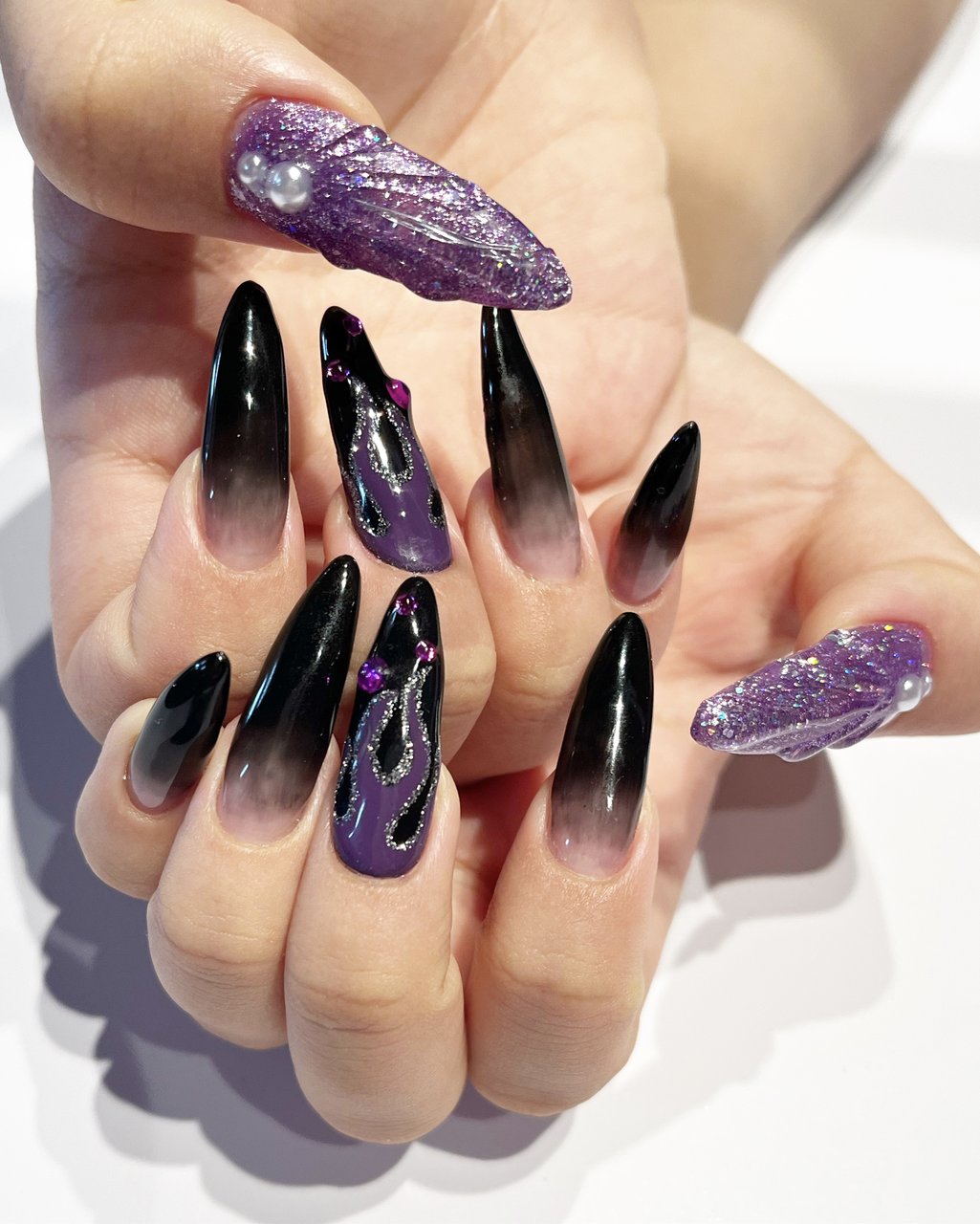 【さー★プロフ必読！！様・専用】ネイルデダンス フラット ブラシ 新品 パープル さー☆プロフ必読！！様・専用】ネイルデダンス フラット ブラシ