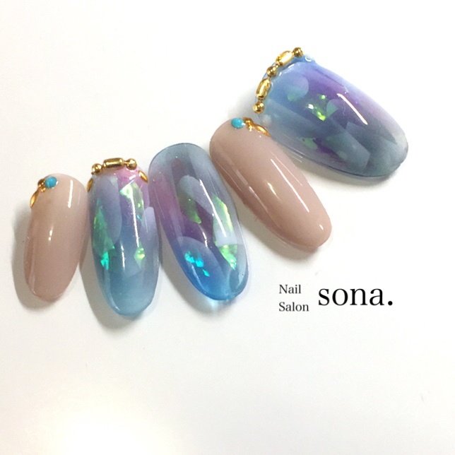 春 夏 旅行 海 ステンドグラス Sona ソナ のネイルデザイン No ネイルブック