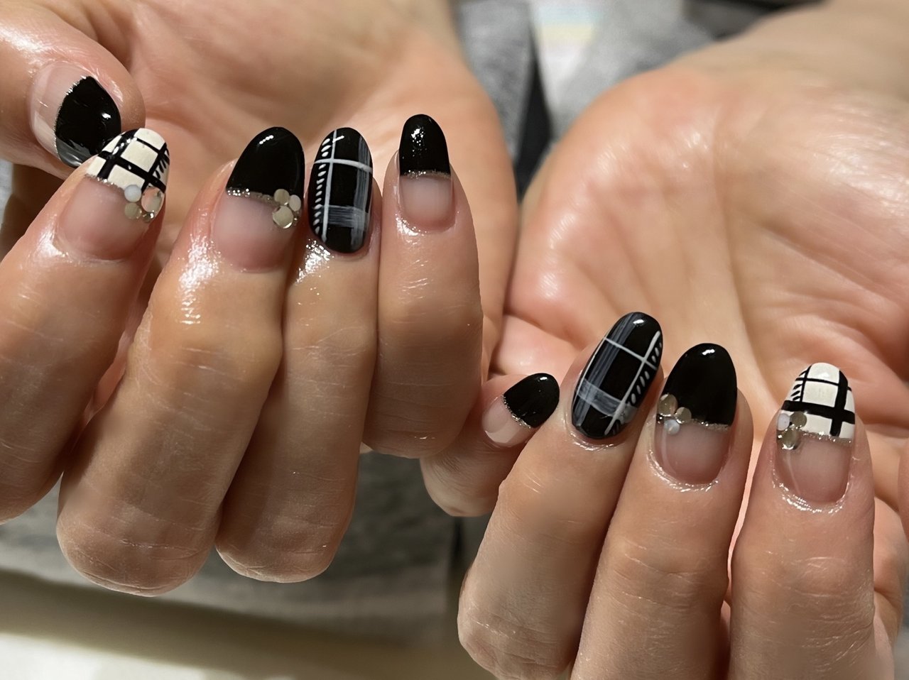 秋/冬/チェック/ホワイト/ブラック - A-nailのネイルデザイン[No 
