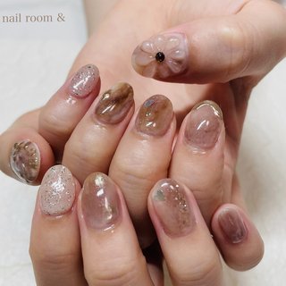 秋ニュアンスに ふっくりフラワー🌼🍂

まだまだ暑いですが
少し秋仕様☺️♡

910-0123
福井県福井市八重巻町306
st.class八重巻

ご予約は、DM・お電話
・ホットペッパービューティ
ネイルブックから可能です◎

✼••┈┈┈┈┈┈┈┈┈┈┈┈┈┈┈┈••✼

#福井ネイル#ネイルサロン福井#アートし放題#ジェルネイル#ジェリップ取り扱い店#美爪#艶々ワンカラー#綺麗のお手伝いさせてください#nailroomand#お爪のお悩み解決します#kokoist#フットネイル#デコラティブネイル#アイスネイル#ニュアンス#クリアフレンチ#マグネットジェル#マグネットネイル#韓流ネイル#蝶々ネイル.＃氷ネイル#フラッシュネイル #シェルネイル #ニュアンスネイル#ファイヤーネイル#ぶどうネイル#ウェディングネイルアート#ワンホンネイル＃中国ネイル#夏ネイル＃オンブレネイル#秋ニュアンスネイル #秋 #冬 #オールシーズン #旅行 #ハンド #フラワー #ニュアンス #ぷっくり #ミディアム #オーバル #ベージュ #ブラウン #グレージュ #ジェルネイル #お客様 #nailroom ＆ #ネイルブック