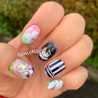 伊黒小芭内と甘露寺蜜璃ネイルパーツ 鬼滅の刃 おばみつ 伊黒小芭内 甘露寺蜜璃 痛ネイル スキニーオーバル