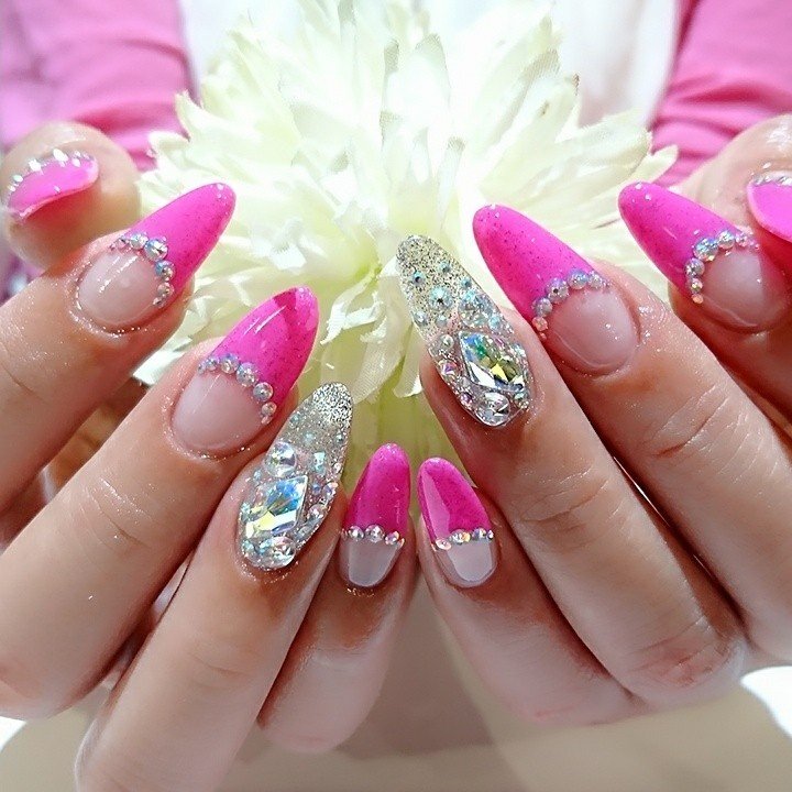 ハンド フレンチ ロング ピンク ネオンカラー Drop Nailsalonのネイルデザイン No ネイルブック