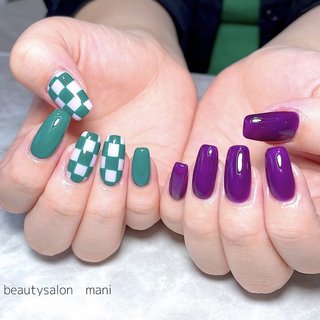. グリーン＆パープル
市松模様のベースは薄ピンク
可愛すぎた☺️

#nail 
#nails 
#네일 
#ネイル 
#ジェルネイル 
#gelnails 
#젤네일 
#美爪
#個性派ネイル 
#豊橋ネイルサロン
#田原ネイルサロン
#豊川ネイルサロン
#豊川ネイル
#田原ネイル 
#豊橋ネイル 
#풋네일 
 #キラキラネイル
 #ホイルネイル
 #ニュアンスネイル
#秋ネイル
#市松模様ネイル
 #市松模様
 #グラフチェック
 #チェックネイル
 #派手色ネイル
 #緑ネイル
 #紫ネイル
#シンプルネイル #mani #ネイルブック