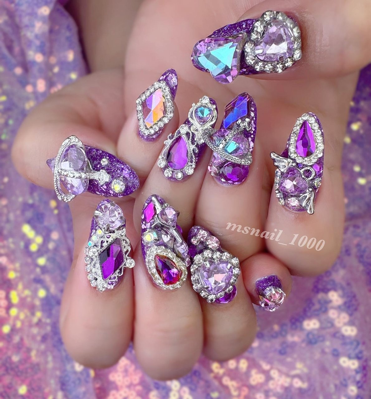 つけ爪/ネイルチップ♡オーダーネイル♡キラキラビジューの宝石ネイル♡紫♡