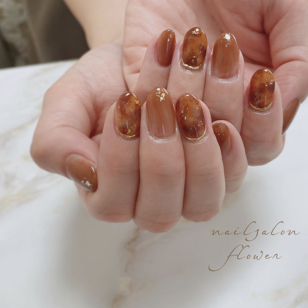 秋/冬/ハンド/ワンカラー/べっ甲 - nailsalon flowerのネイルデザイン 