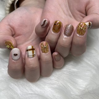 TRENDING GOLD NAIL ART TECHNIQUE REVEALED, MARBLE EFFECT