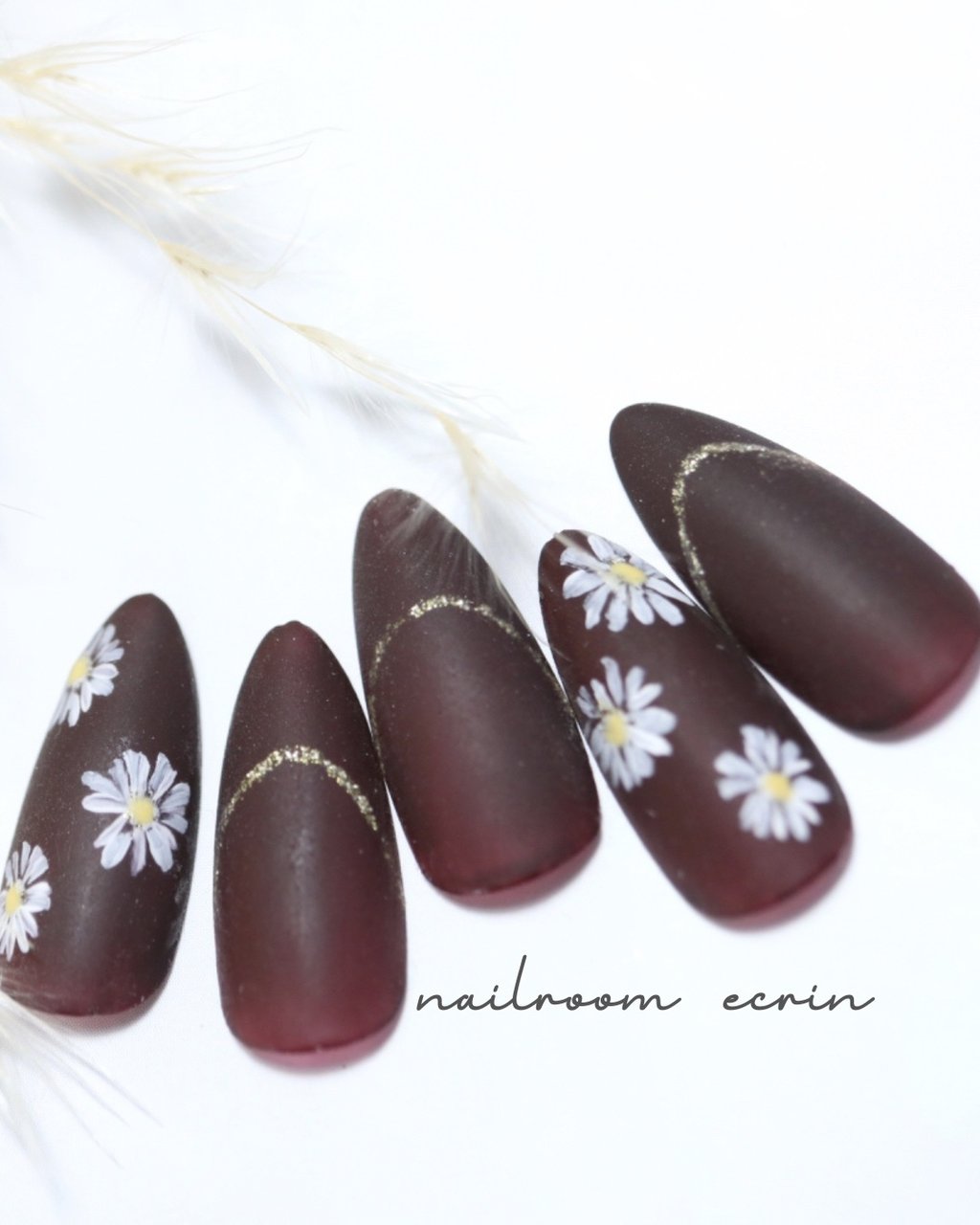 秋/オフィス/デート/ハンド/フラワー 北海道/旭川市/ネイルサロン/モテネイル/nail room ECRIN/エクラン/ほたるのネイルデザイン[No.8429389]｜ネイルブック