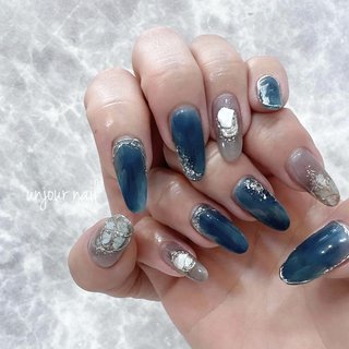 #夏ネイルデザイン #シェルネイル
#ブルーネイル #夏 #梅雨 #海 #リゾート #ハンド #シェル #ニュアンス #ミラー #アイシング #シアー #ロング #オーバル #ブルー #グレー #シルバー #ジェルネイル #お客様 #yun #ネイルブック