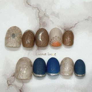 2024年】新着順｜幾何学模様/ネイビー/ブラウンのネイルデザイン  