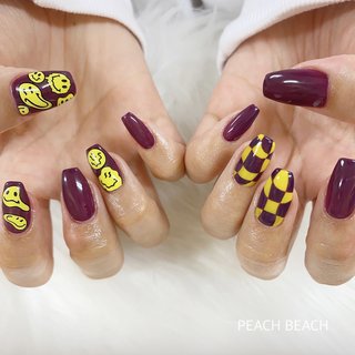 #nails #gelnails #nuancenails #trendnails #nailbook_fan #浜松ネイルサロン #ネイルサロン浜松 #キャラクターネイル #痛ネイル #ニュアンスネイル #浜松痛ネイル #トレンドネイル #2023ネイル #11月ネイル　#ピンクネイル #大人ネイル #韓国ネイル #3Dネイル #秋ネイル #冬ネイル　#ニコちゃんネイル　#個性派ネイル #秋 #冬 #ライブ #パーティー #ハンド #ワンカラー #幾何学模様 #バイカラー #個性派 #ミディアム #スクエア #イエロー #パープル #ビビッド #ジェルネイル #セルフネイル #PEACH BEACH #ネイルブック