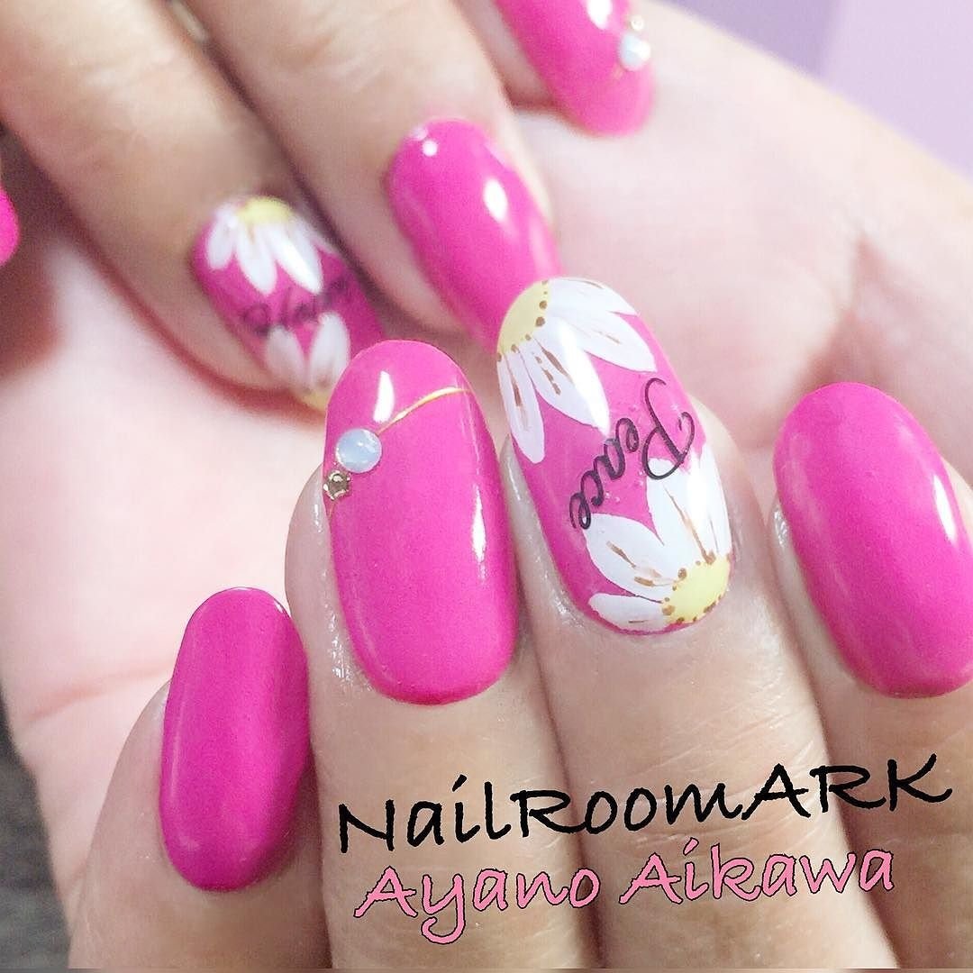 オールシーズン デート ハンド ワンカラー フラワー Nailroomark 相川彩乃のネイルデザイン No ネイルブック