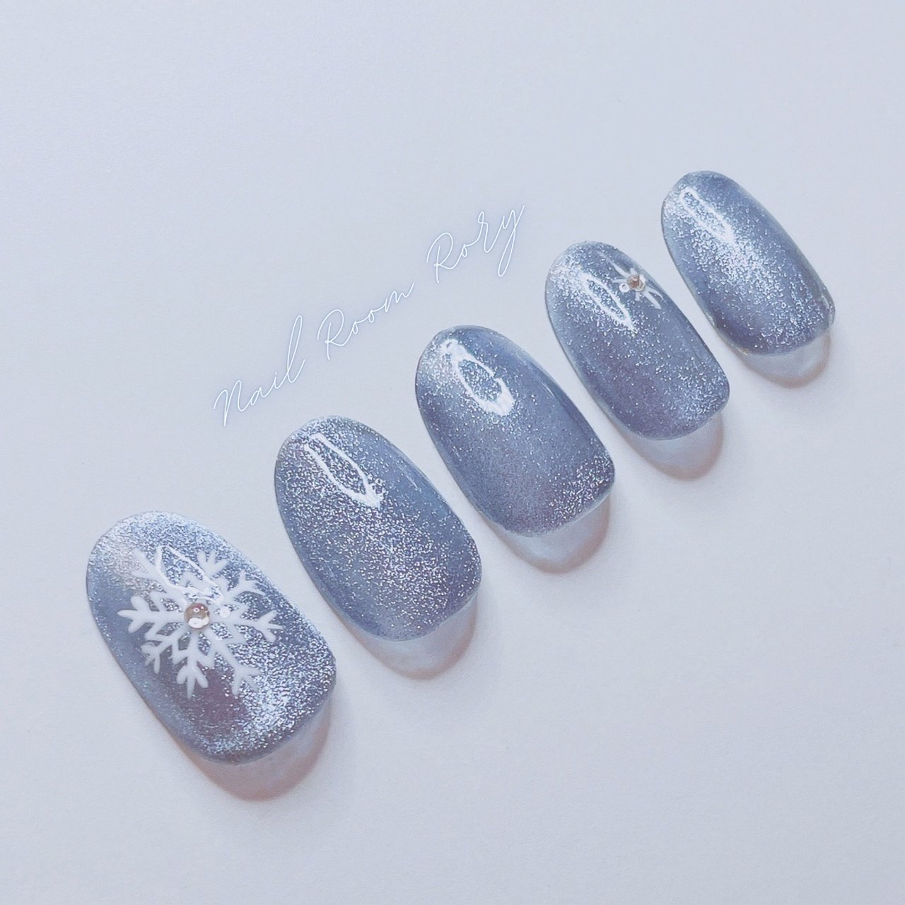 冬/マグネット/雪の結晶/キラキラ/水色 - Nail Room Roryのネイル 