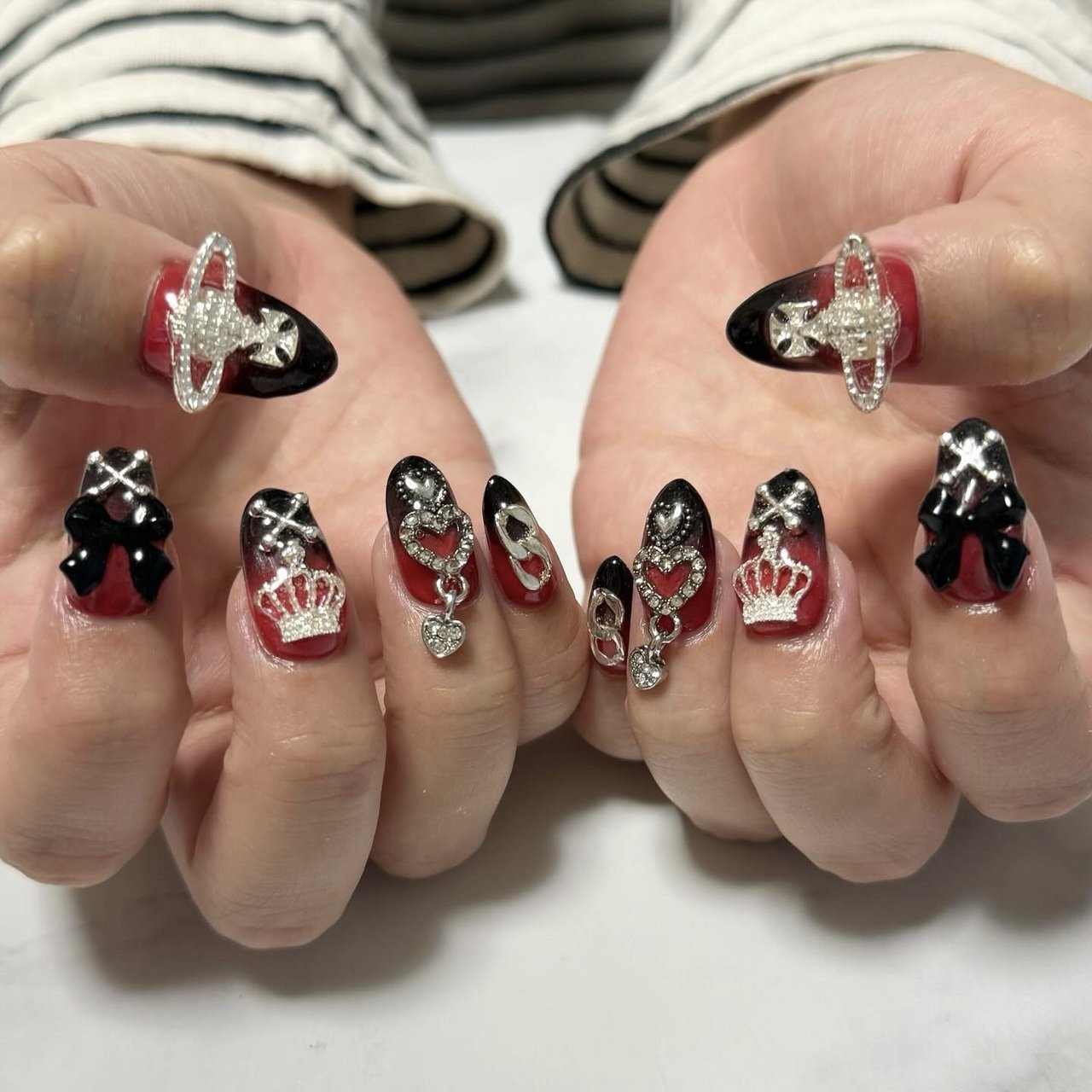 ウェディング 結婚 ピアス ネイルチップ ボンネ  スター Uピン ネイルチップ ミラーフラワーⅤ アシンメトリー＊つけ爪 結婚式