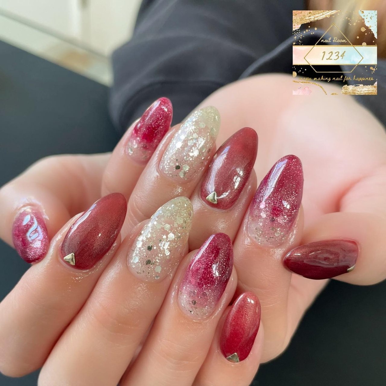 マグネット/レッド - 1234 nailroomのネイルデザイン[No.8499604 