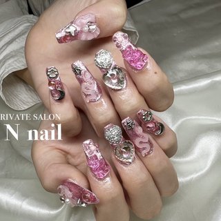 お客様完成品♡ピンクオーロラネイル イニシャルネイル セミ