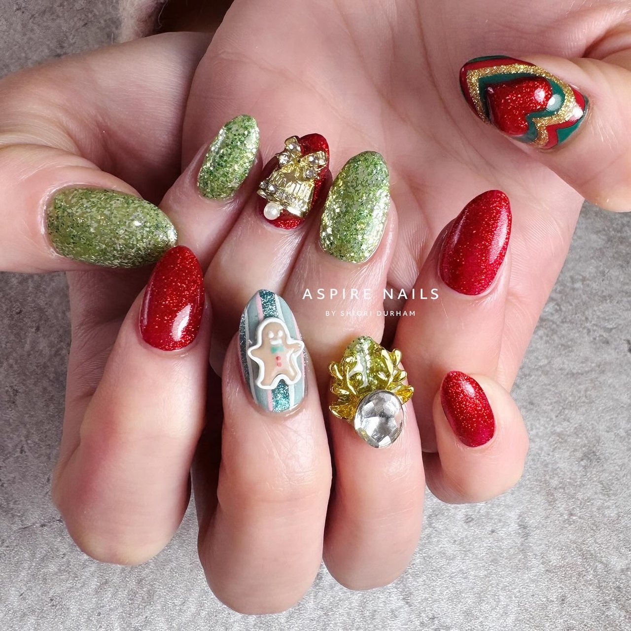 冬/クリスマス - ASPIRE NAILSのネイルデザイン[No.8503136]｜ネイルブック