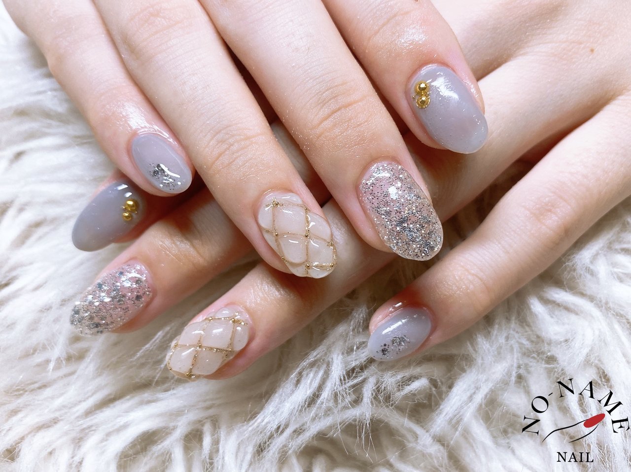 冬/ハンド/キルティング/ベージュ/グレー - sonomiのネイル