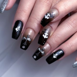 NAOKO｜HORANGI NAIL｜天王寺のネイルサロン｜ネイルブック