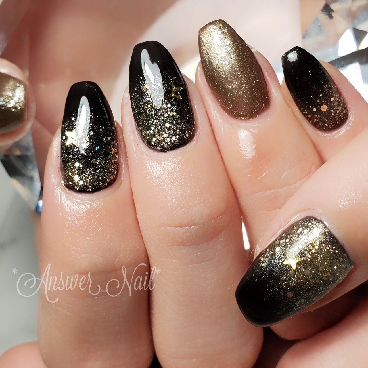 ネイル ブラックラメ☆ 冬/フラッシュ/キラキラ/ショート - Asukaのネイルデザイン[No