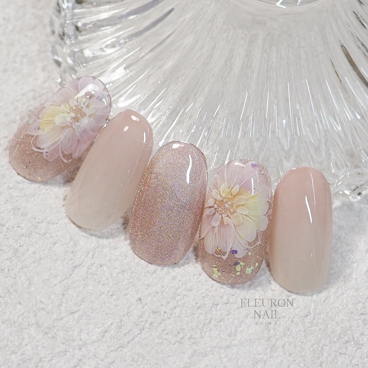 手が綺麗に見えるネイル オールシーズン オフィス ブライダル ハンド - Fleuron Nail 【フルーロンネイル】のネイルデザイン[no 