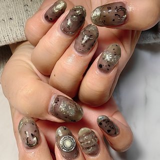 くすみグレージュうずらニュアンスネイル シルバーラメ ミラー 韓国