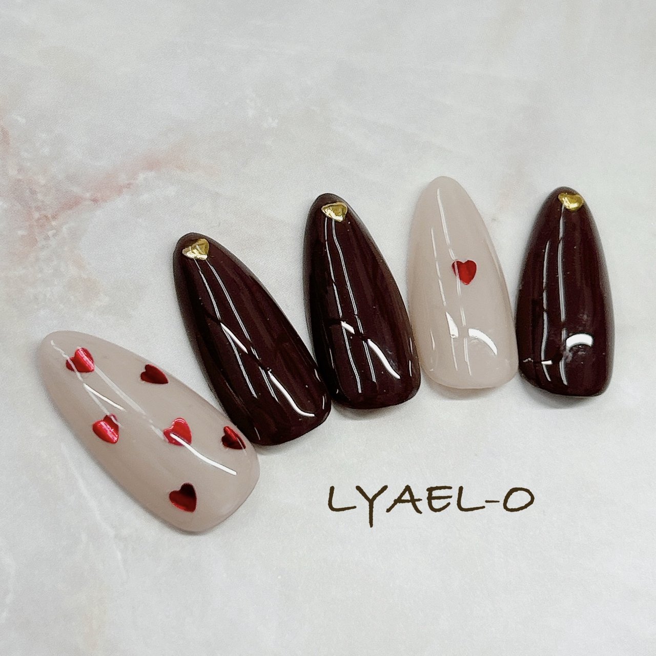 バレンタイン/ハンド/ベージュ/ブラウン - nailsalon LYAEL-Oのネイル