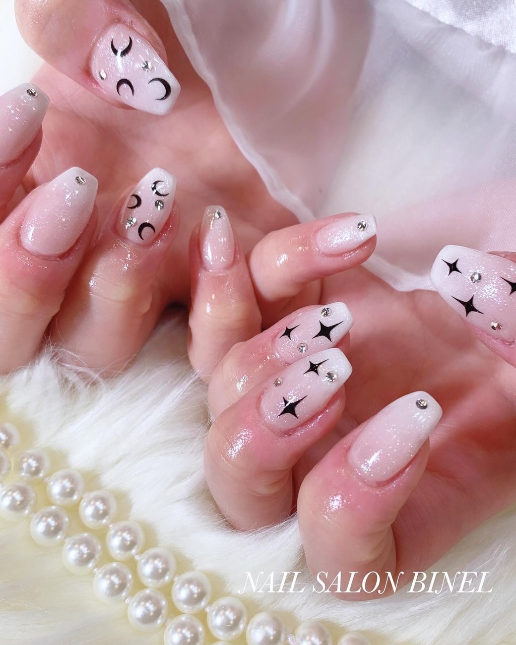 冬/グラデーション/キラキラ/ワンホン/韓国 - k.nail2525のネイル