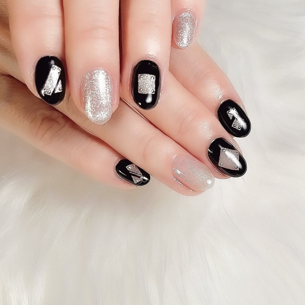 マグネット/ブラック - zero_mam_nailのネイルデザイン[No.8578906